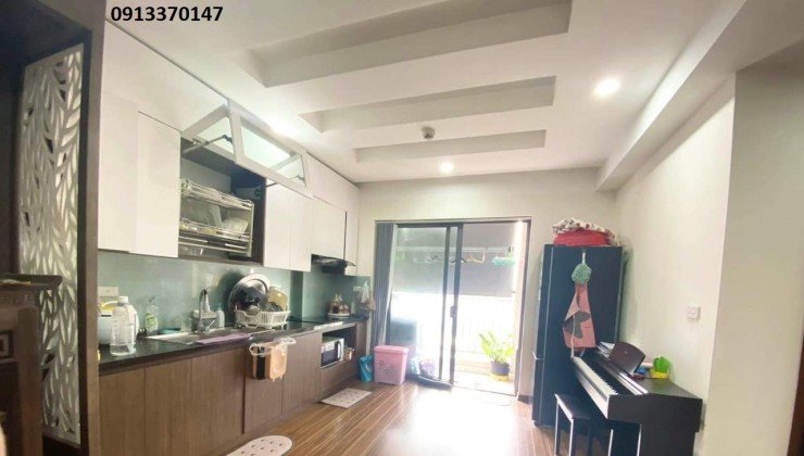 Bán căn hộ chung cư đẹp tòa Handiresco 31 Lê Văn Lương, Thanh Xuân Diện tích 68m2. LH:913370417